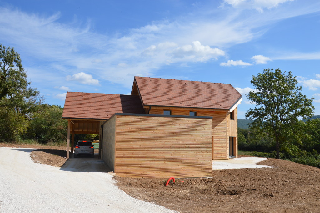 Maison ossature bois, piscine couverte, toiture terrasse, bardage naturel, Fleurey sur Ouche
